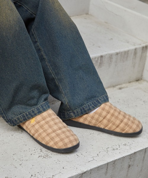 U.S. POLO ASSN.（ユーエスポロアッスン）の「U.S. POLO ASSN. /ユーエスポロアッスン 別注 ロゴワンポイント ダブルステッチ モックシューズ/ウィンターサンダル（サンダル・レディース・ブラック/ライトベージュ/ベージュ/ネイビー・26cm/25cm/24cm/23cm/28cm/27cm）」の3枚目の写真