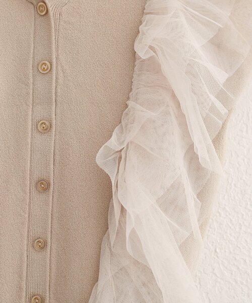 natural couture(ナチュラルクチュール)の「【WEB限定】チュールフリルニットベスト(ベスト・レディース・ベージュ/チャコールグレー/オフホワイト/ブラック・FREE)」の9枚目の写真