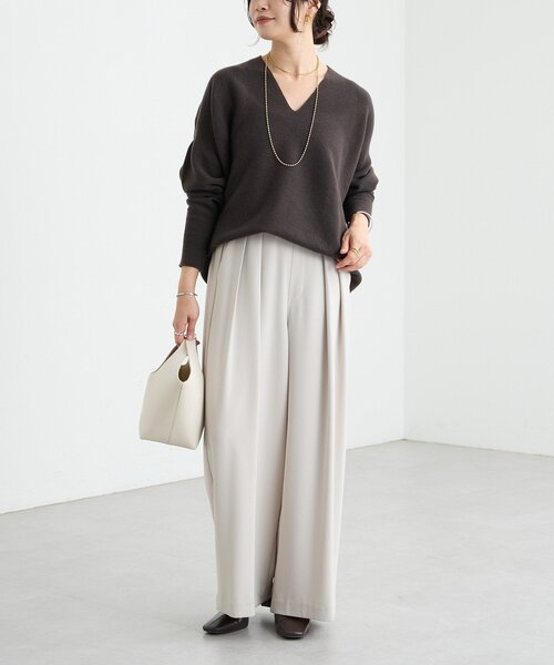 RIVE DROITE(リヴドロワ)の「【リバイバル/新色追加/7色展開】ウール100NEWバックボリュームニット(ニット/セーター・レディース・チャコールグレー/オフホワイト/ブラウン/ミント/バーガンディー/グレイッシュベージュ/ブルー/ベージュ・FREE)」の21枚目の写真