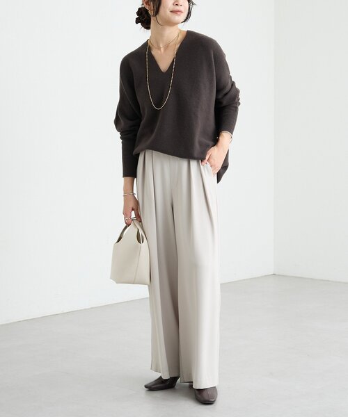 RIVE DROITE(リヴドロワ)の「【リバイバル/新色追加/7色展開】ウール100NEWバックボリュームニット(ニット/セーター・レディース・チャコールグレー/オフホワイト/ブラウン/ミント/バーガンディー/グレイッシュベージュ/ブルー/ベージュ・FREE)」の22枚目の写真