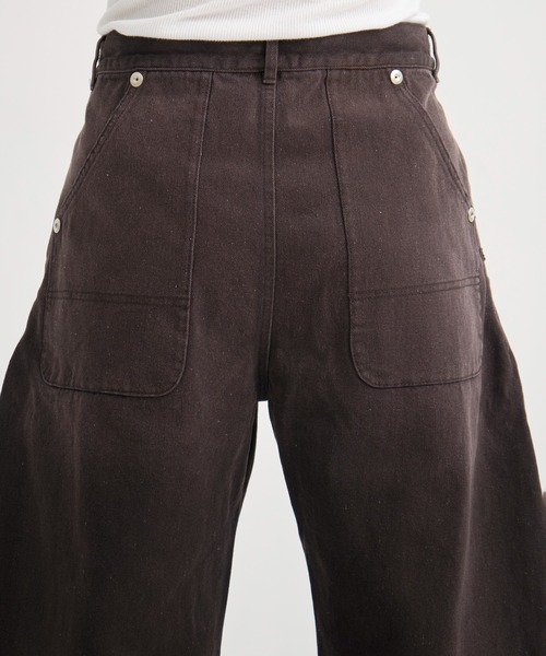 CONZ（コンズ）の「CURVED LEG JEANS（デニムパンツ・メンズ・ダークブラウン・1/2/3）」の7枚目の写真