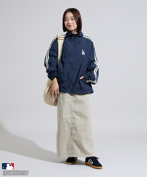 FREAK'S STORE（フリークスストア）の「限定展開 MLB/エムエルビー MLB ナイロンブルゾン（ナイロンジャケット・レディース・オフホワイト/ブラウン/ネイビー・ﾌﾘ-）」の5枚目の写真