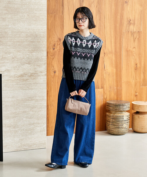 FREAK'S STORE（フリークスストア）の「限定展開 ノルディックニットベスト（ベスト・レディース・チャコールグレー/オフホワイト/ネイビー・ﾌﾘ-）」の4枚目の写真