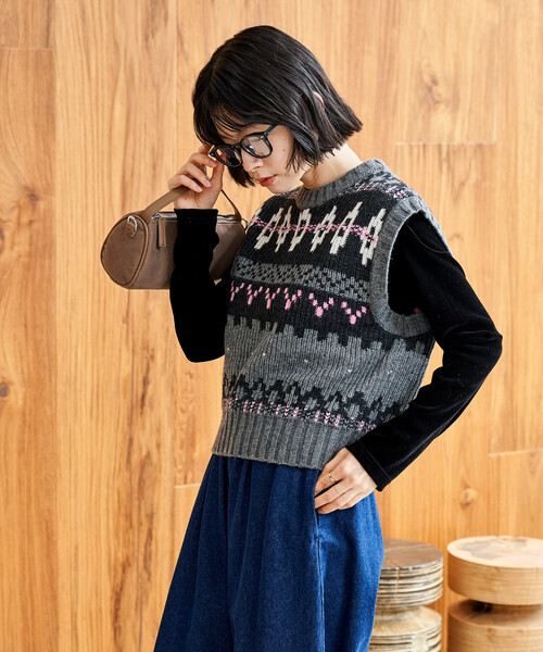 FREAK'S STORE（フリークスストア）の「限定展開 ノルディックニットベスト（ベスト・レディース・チャコールグレー/オフホワイト/ネイビー・ﾌﾘ-）」の9枚目の写真