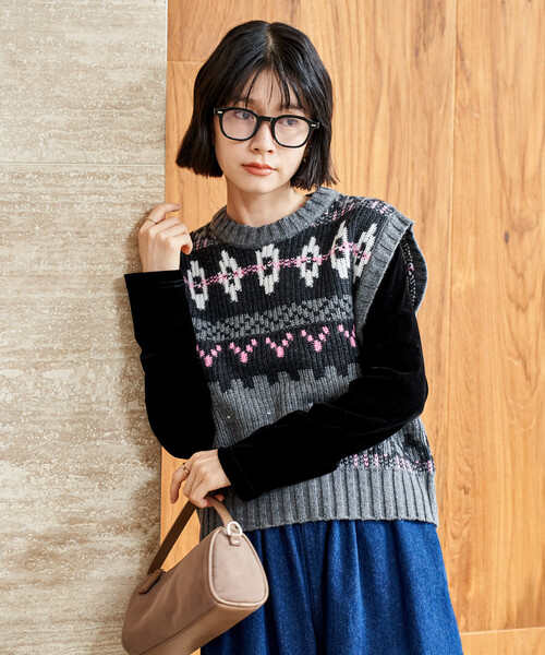 FREAK'S STORE（フリークスストア）の「限定展開 ノルディックニットベスト（ベスト・レディース・チャコールグレー/オフホワイト/ネイビー・ﾌﾘ-）」の19枚目の写真