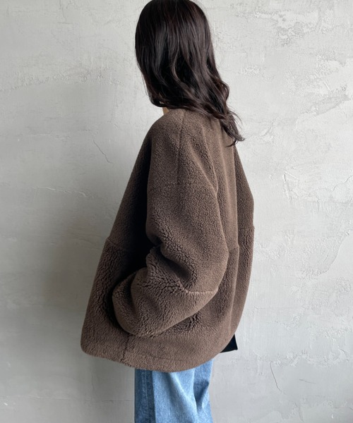 MICA&DEAL（マイカ＆ディール）の「[MICA&DEAL/マイカアンドディール] リバーシブル ボアショートコート（その他アウター・レディース・ブラウン/ベージュ・F）」の7枚目の写真