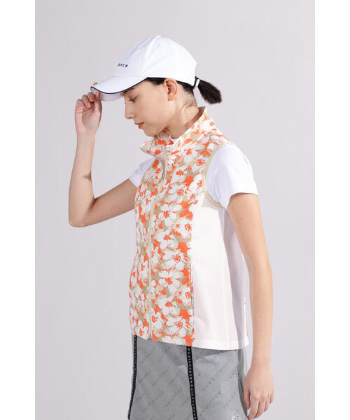 New Balance Golf(ニューバランスゴルフ)の「【new balance golf】【直営店舗限定】ハイビスカス総柄 フルジップ ベスト (WOMENS)(ベスト・レディース・ベージュ/ブラック・SMALL/MEDIUM)」の19枚目の写真