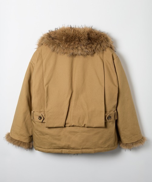 TELOPLAN(テーロプラン)の「【TELOPLAN】Isobel Fur Coat / イソベルファーコート(ブルゾン・レディース・グレー/ベージュ・ONE SIZE)」の9枚目の写真
