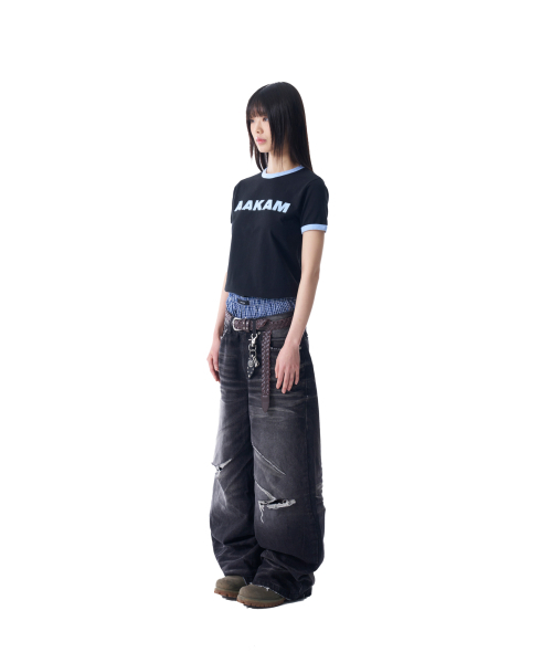 AAKAM（アーカム）の「VTG エンボ ウォッシュド デニムパンツ (ブラック)（デニムパンツ・レディース・その他・2/1）」の4枚目の写真