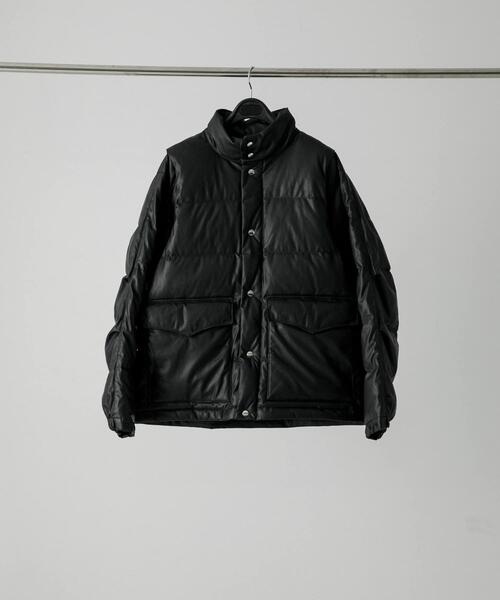 URBAN RESEARCH(アーバンリサーチ)の「DAIWA PIER39 2WAY SYNTHETIC SKIN DOWN(ダウンジャケット/コート・メンズ・ブラック・MEDIUM/LARGE/X-LARGE)」の1枚目の写真