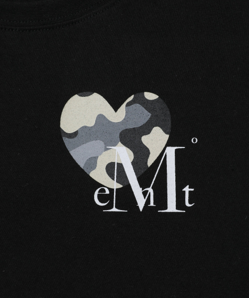 MUCENT(ムセント)の「カブ ハート カモ スモールロゴ 半袖Tシャツ 男女共用 (2カラー)(Tシャツ/カットソー・レディース・ホワイト/ブラック・MEDIUM/LARGE/SHORT)」の3枚目の写真