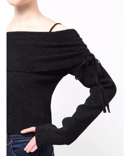 MURUA（ムルーア）の「モールヤーンオフショルニット（ニット/セーター・レディース・ブラック/ピンク/ブラウン・FREE）」の4枚目の写真