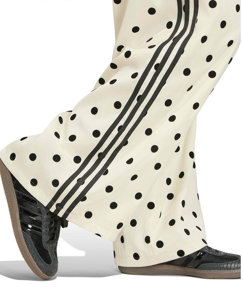 adidas(アディダス)の「adidas SATIN POLKA DOTS WIDE LEG PANT / アディダス サテン 水玉 ワイド レッグ パンツ(その他パンツ・レディース・ホワイト・L/M/S)」の6枚目の写真