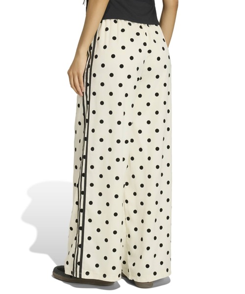 adidas(アディダス)の「adidas SATIN POLKA DOTS WIDE LEG PANT / アディダス サテン 水玉 ワイド レッグ パンツ(その他パンツ・レディース・ホワイト・L/M/S)」の8枚目の写真