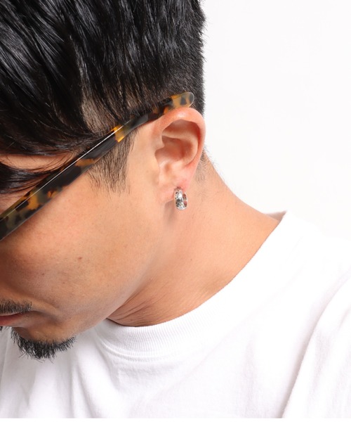 VIVIFY(ビビファイ)の「ピアス/バックホールマーク/ハンマードフィニッシュ/甲丸(ピアス(片耳用)・メンズ・シルバー・FREE)」の7枚目の写真