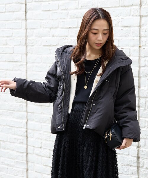 un dix cors(アンディコール)の「《大人カジュアルに》ワークフードヨークピュアダウン(ダウンジャケット/コート・レディース・ブラック/ライトベージュ・FREE)」の4枚目の写真