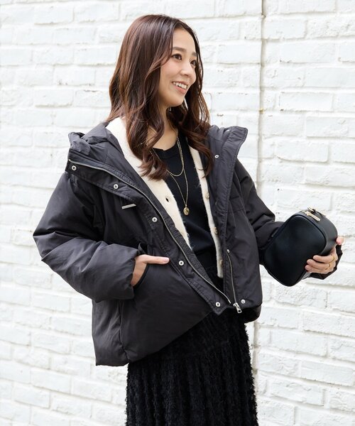 un dix cors(アンディコール)の「《大人カジュアルに》ワークフードヨークピュアダウン(ダウンジャケット/コート・レディース・ブラック/ライトベージュ・FREE)」の5枚目の写真