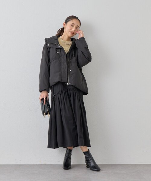 un dix cors(アンディコール)の「《大人カジュアルに》ワークフードヨークピュアダウン(ダウンジャケット/コート・レディース・ブラック/ライトベージュ・FREE)」の13枚目の写真