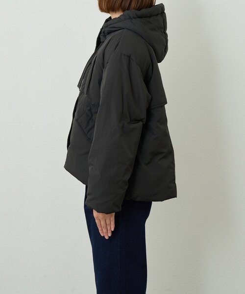 un dix cors(アンディコール)の「《大人カジュアルに》ワークフードヨークピュアダウン(ダウンジャケット/コート・レディース・ブラック/ライトベージュ・FREE)」の15枚目の写真