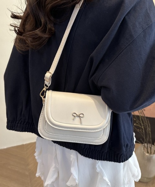 yuue' ( wear )(ユーイ)の「リボンミニショルダーバッグ(ショルダーバッグ・レディース・ブラウン/アイボリー/ブラック・FREE)」の5枚目の写真