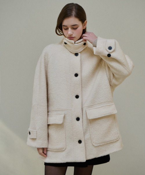 SLOWLOLLI(スローローリ)の「Fluffy mood boucle coat_3 Colors(トレンチコート・レディース・その他・FREE)」の7枚目の写真