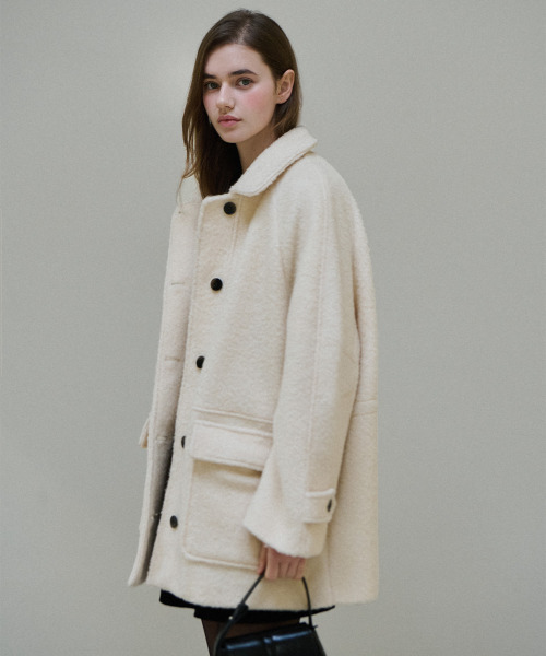 SLOWLOLLI(スローローリ)の「Fluffy mood boucle coat_3 Colors(トレンチコート・レディース・その他・FREE)」の2枚目の写真