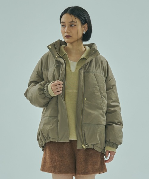 ROSE BUD（ローズバッド）の「【WEB・一部店舗限定】LIGHTWEIGHT PADDED BLOUSON（ブルゾン・レディース・ブラック/カーキ/ホワイト・ONE SIZE）」の15枚目の写真