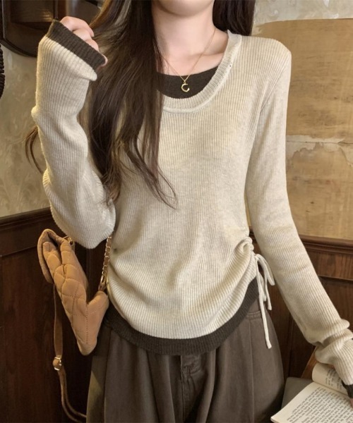Ritzy(リッツィー)の「フェイクレイヤード配色 サイドシャーリング Uネックニット(ニット/セーター・レディース・ベージュ/モカ/グレー・FREE)」の17枚目の写真