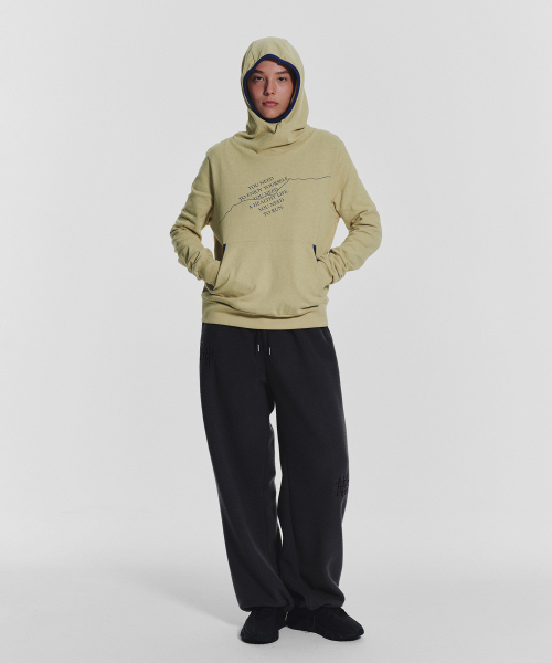 MENASOO(ミナス)の「MNS Track Binding High Neck Hoodie_Olive(パーカー・レディース・オリーブ・2/1)」の11枚目の写真