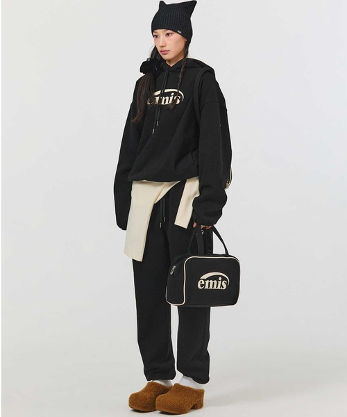 EMIS(イミス)の「LOGO HOODIE(スウェット・レディース・ブラック/ブラウン/ピンク/レッド・M/S)」の6枚目の写真