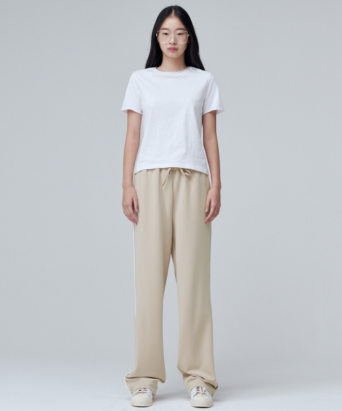 MALOUPE(マロップ)の「2151 リラックスドバンディングワイドパンツ(ベージュ)(その他パンツ・レディース・ベージュ・SMALL/MEDIUM)」の3枚目の写真