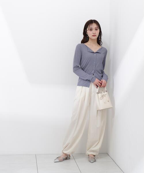a/mie(アミー)の「<a>シアーカットソー / 1216169100(Tシャツ/カットソー・レディース・グレー/ホワイト/ブルー・FREE)」の22枚目の写真