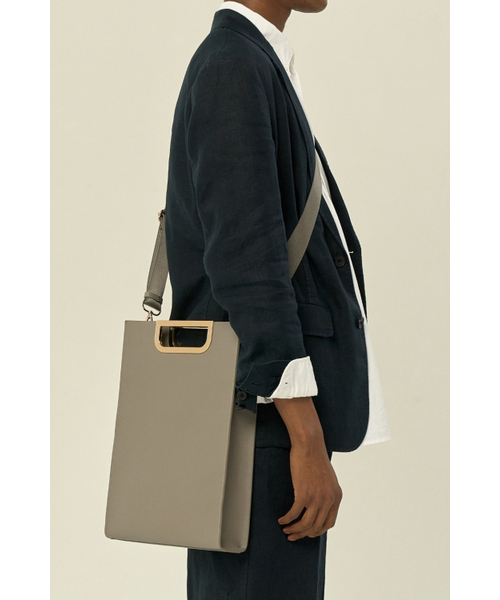 PROXY.L(プロキシエル)の「Metal Grip Slim Briefcase (Gray/Gold)(ビジネスバッグ・メンズ・その他・FREE)」の5枚目の写真