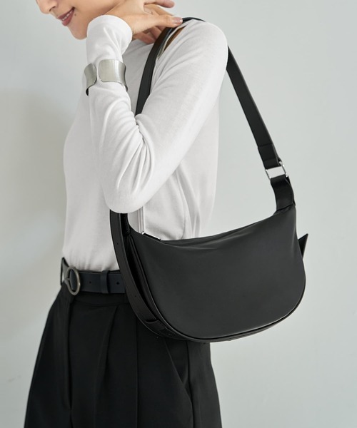 STYLE DELI（スタイルデリ）の「【DELI by】本革しなやかレザーワンショルダーバッグ（ショルダーバッグ・レディース・ブラウン/ブラック・FREE）」の2枚目の写真