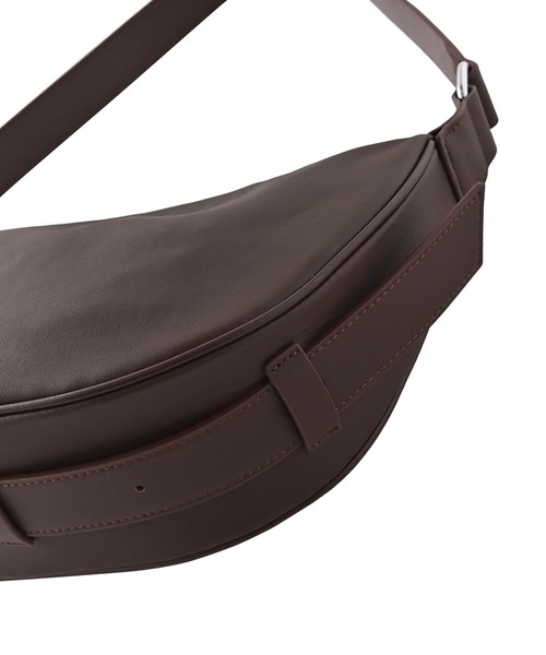 STYLE DELI（スタイルデリ）の「【DELI by】本革しなやかレザーワンショルダーバッグ（ショルダーバッグ・レディース・ブラウン/ブラック・FREE）」の19枚目の写真