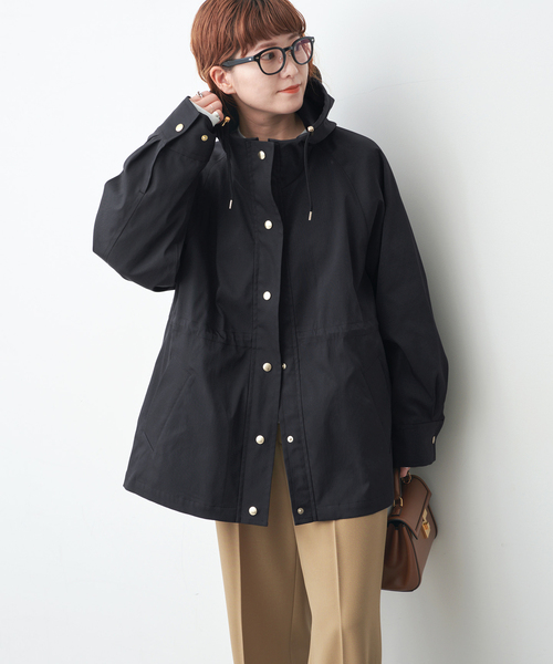 Spick & Span（スピックアンドスパン）の「撥水ツイルフーディーブルゾン（その他アウター・レディース・ブラック/ベージュ系その他/ホワイト系その他・38/36/34）」の7枚目の写真