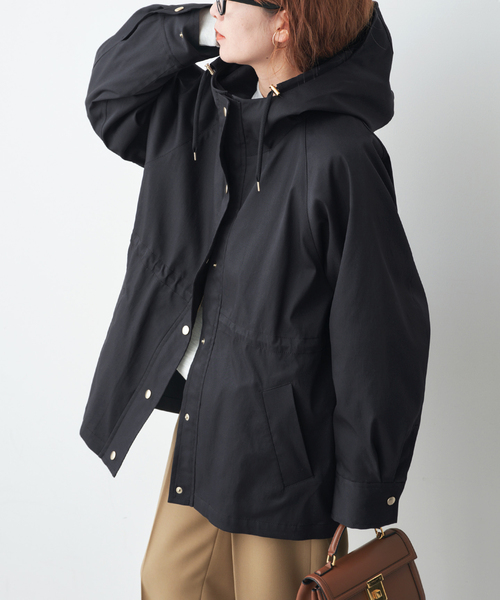 Spick & Span（スピックアンドスパン）の「撥水ツイルフーディーブルゾン（その他アウター・レディース・ブラック/ベージュ系その他/ホワイト系その他・38/36/34）」の9枚目の写真