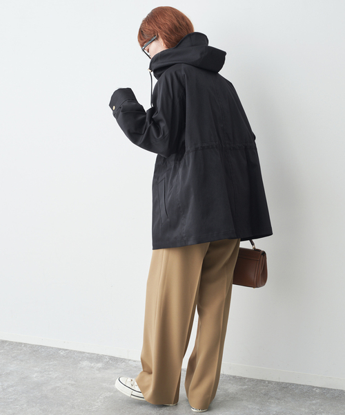 Spick & Span（スピックアンドスパン）の「撥水ツイルフーディーブルゾン（その他アウター・レディース・ブラック/ベージュ系その他/ホワイト系その他・38/36/34）」の14枚目の写真