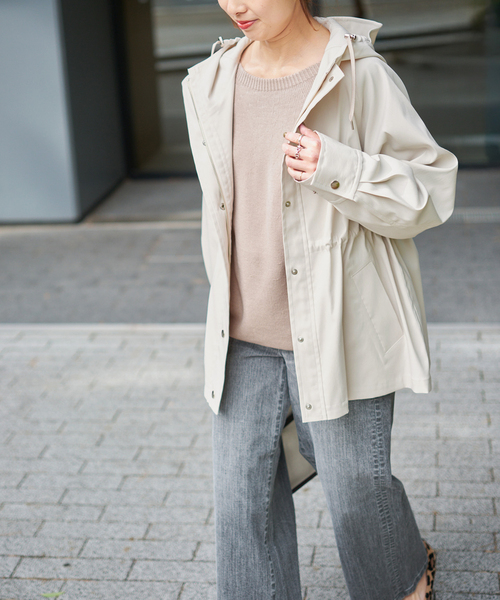 Spick & Span（スピックアンドスパン）の「撥水ツイルフーディーブルゾン（その他アウター・レディース・ブラック/ベージュ系その他/ホワイト系その他・38/36/34）」の19枚目の写真