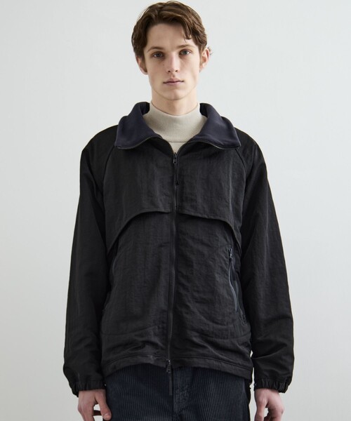 PUBLIC TOKYO（パブリックトウキョウ）の「リバーシブルナイロンフリーススタンドブルゾン（ブルゾン・メンズ・ブラック/ブルー・2/1）」の3枚目の写真