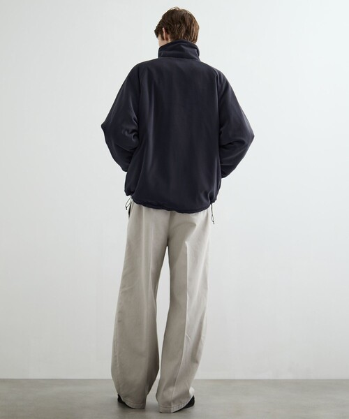 PUBLIC TOKYO（パブリックトウキョウ）の「リバーシブルナイロンフリーススタンドブルゾン（ブルゾン・メンズ・ブラック/ブルー・2/1）」の22枚目の写真