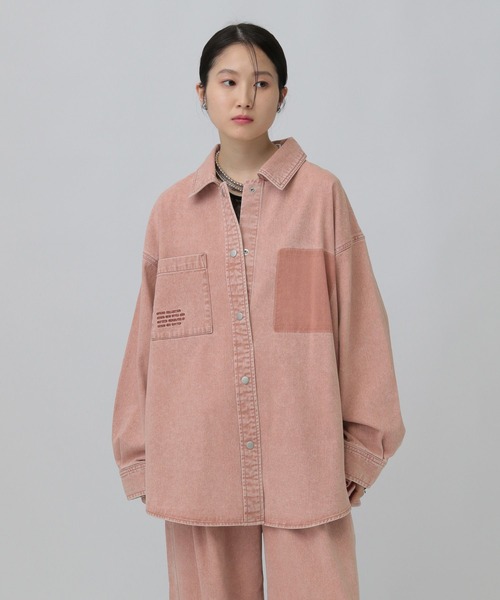 LEPSIM（レプシィム）の「刺繍BIGデニムシャツ　629846（シャツ/ブラウス・レディース・ライトベージュ/ブルー/ライトブルー/ダークカーキ/ピンク・FREE）」の5枚目の写真