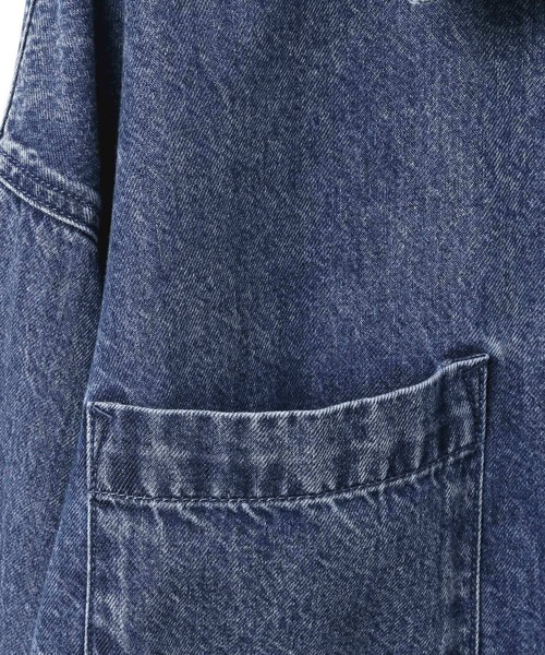 LEPSIM（レプシィム）の「刺繍BIGデニムシャツ　629846（シャツ/ブラウス・レディース・ライトベージュ/ブルー/ライトブルー/ダークカーキ/ピンク・FREE）」の12枚目の写真