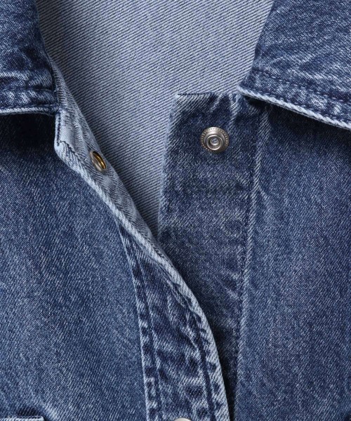 LEPSIM（レプシィム）の「刺繍BIGデニムシャツ　629846（シャツ/ブラウス・レディース・ライトベージュ/ブルー/ライトブルー/ダークカーキ/ピンク・FREE）」の13枚目の写真