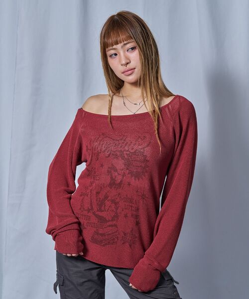 SEQUENZ（シークエンズ）の「【sqnz（エスキュンズ）】sqnz rock sheer knit / レディース ワンショルダー ニット クルーネック 長袖 プリント シアー（ニット/セーター・レディース・レッド/グレイッシュベージュ/ブラック・MEDIUM/SMALL）」の13枚目の写真