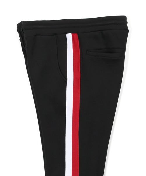 The DUFFER of ST.GEORGE（ザダファーオブセントジョージ）の「【WEB限定アイテム】SIDE LINE SLIM PANTS：ダンボールニット サイドライン スリムパンツ（スウェットパンツ・メンズ・グレー/ブラック/ベージュ・X-LARGE/LARGE/MEDIUM/SMALL）」の15枚目の写真