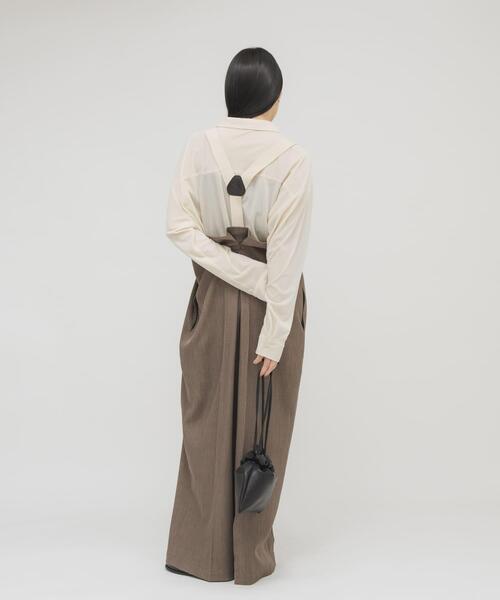 KBF（ケイビーエフ）の「BACKタックサスペンダーパンツ（その他パンツ・レディース・ブラック/ブラウン系その他・ONE）」の7枚目の写真