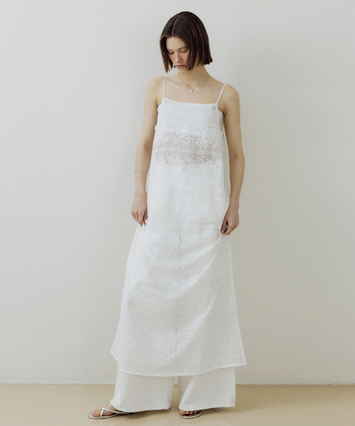 LUCIR ZU(ルシールズ)の「Puree Lace Sleeveless One-piece (white)(ワンピース・レディース・その他・FREE)」の4枚目の写真