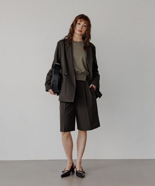 BAYFLOW（ベイフロー）の「[セットアップ着用可能]ダブルテーラードジャケット（テーラードジャケット・レディース・ベージュ/チャコールグレー・SMALL/MEDIUM）」の4枚目の写真