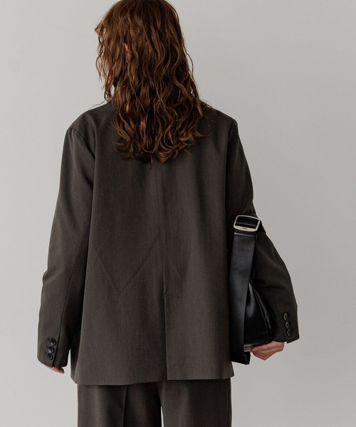 BAYFLOW（ベイフロー）の「[セットアップ着用可能]ダブルテーラードジャケット（テーラードジャケット・レディース・ベージュ/チャコールグレー・SMALL/MEDIUM）」の13枚目の写真